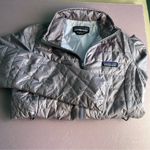 Patagonia Nano Puff women’s light weight jacket - Picture 13 of 16